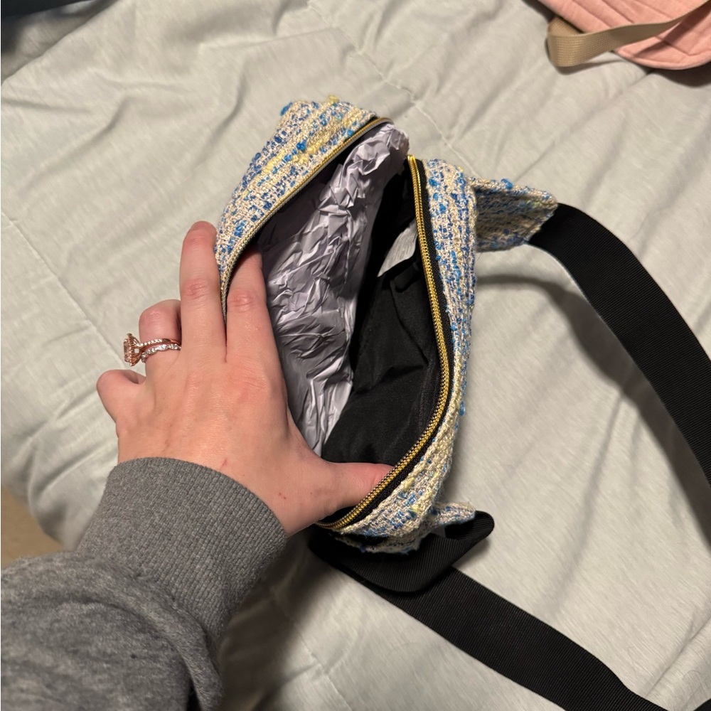 Tushbaby tweed Fanny Pack “the mini pack” - Picture 3 of 4